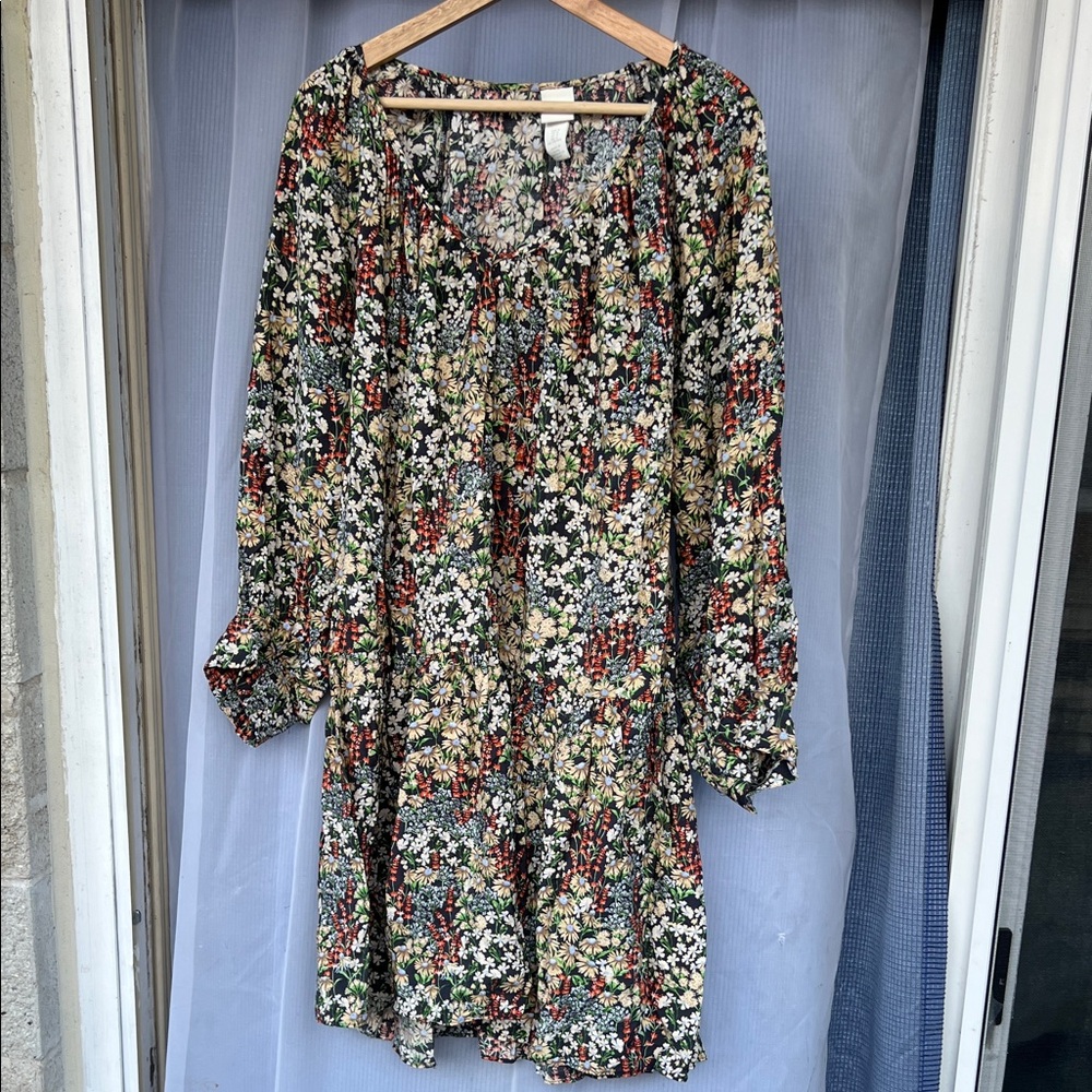 Zara Multicolor Floral Long Sleeve Dress